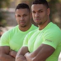 Hodge Twins - Conservative Twins