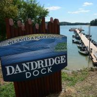 Dandridge Now Hiring