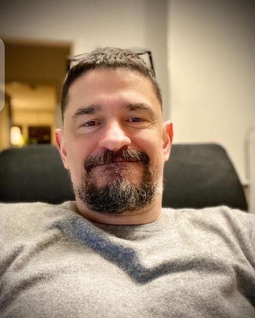 03af6ced-b2e5-40d4-a890-8854aebbc60d