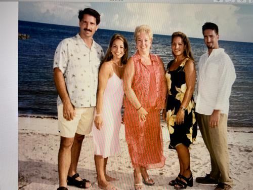 60271219584__CF3EC5A3-8C80-4E84-A5FB-36302E2D13C2