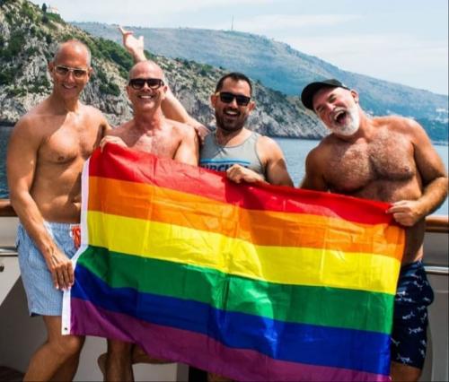 66897916_395556357759877_5743201789794683895_n