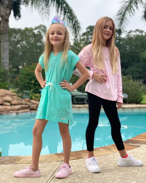 271EA21A-EEF4-4BE8-816B-22ED45780497