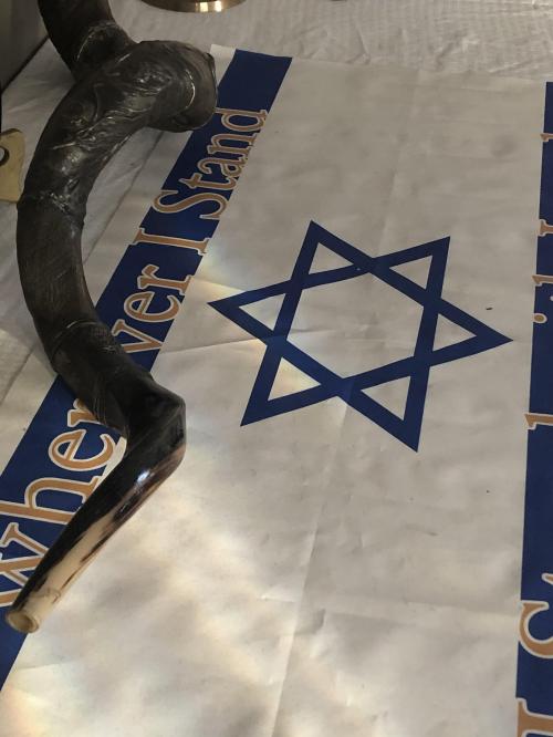 DA2EB9F4-6FF6-4E1C-89F1-BA1FD0D618C1