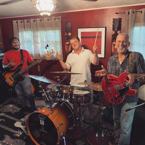 F90A6BA1-8FAD-407F-B3DB-FA17BBF81254