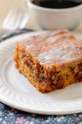 pumpkin honey bun cake