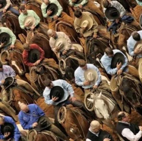 5EA55023-7B15-4EDB-B7D7-B2B2EFDC127C