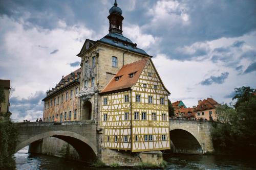 2E14B0D4-3D21-4982-9CCC-2A42E625B6A5