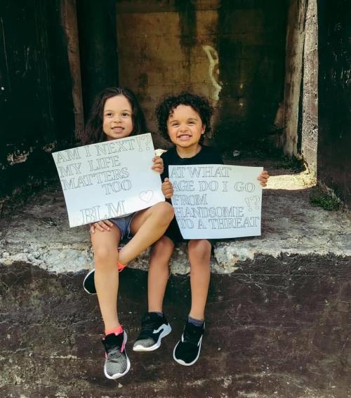 FB5075E0-5881-463C-849C-4FE259428B4A