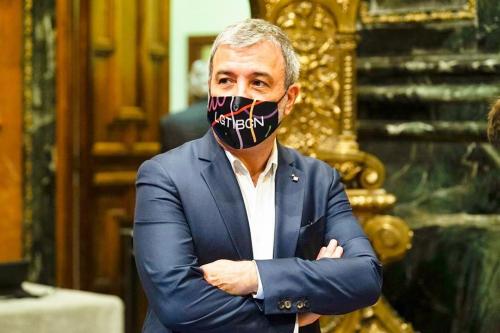 jcollboni-___CB5GwunFvUT___-