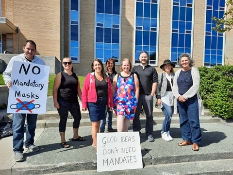 119042340_749469732496572_8028696044957345115_n