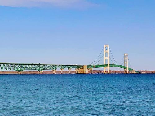 18:05:18 GMT-0400 (EDT)