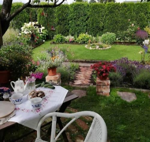 20:45:45 GMT+0100 (WAT)