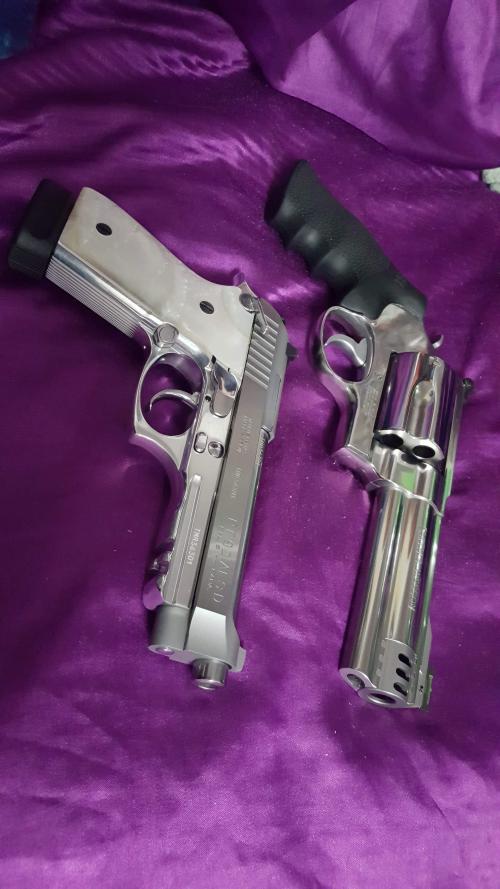 23:19:16 GMT-0400 (EDT)