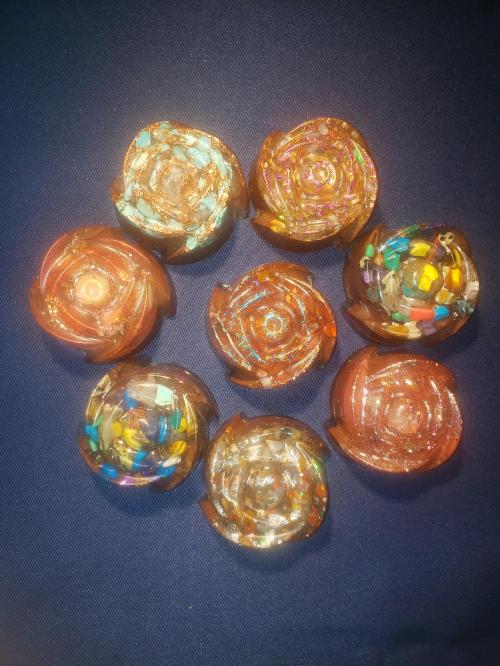 Orgonite roses