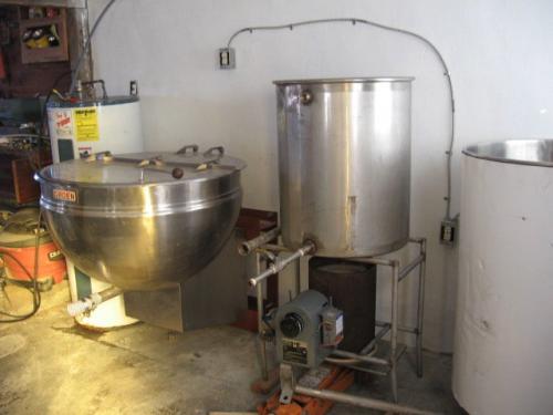 74518_1705941166953_392401_n_1705941166953