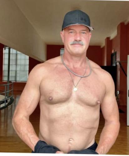 e76e9997-1386-4ea7-8bb3-49583368aa48