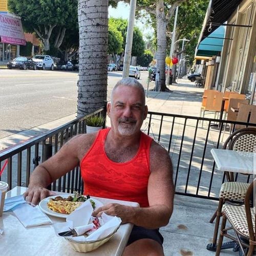 11:06:10 GMT+0100 (WAT)