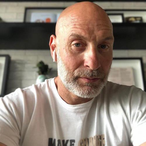 e97b6a68-249a-42e6-ae7c-d8ebab3355d6