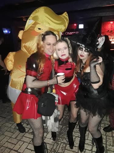 73342432_10206289279306813_8509044552336670720_n_10206289279266812