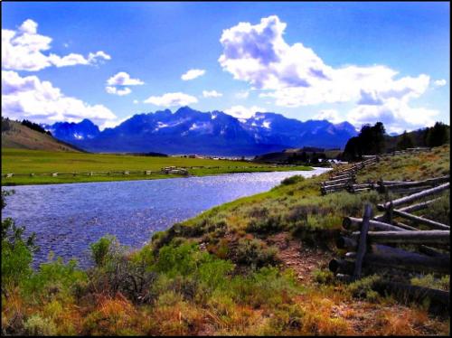 Sawtooths w River R