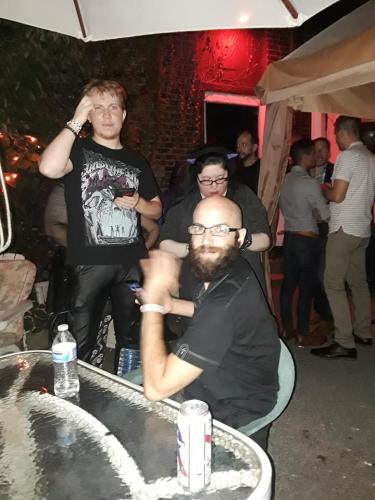 39515510_10204794430416525_5550386979650142208_n_10204794430376524