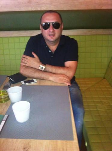 18:37:27 GMT+0100 (WAT)