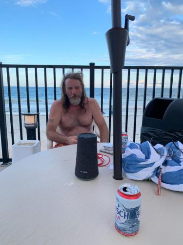 18:11:00 GMT-0400 (EDT)