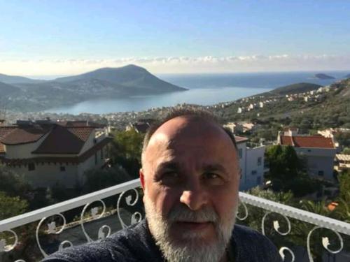 75546693-119a-43b9-9268-bd490a27fd89