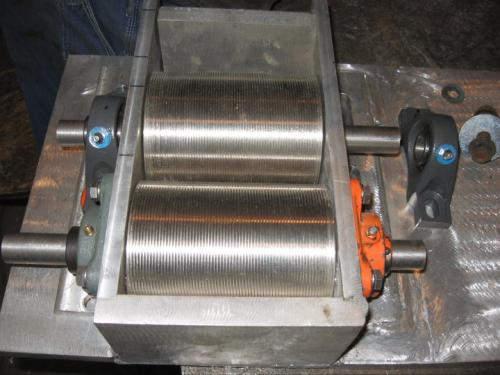 208026_2004002698305_1255858_n_2004002698305