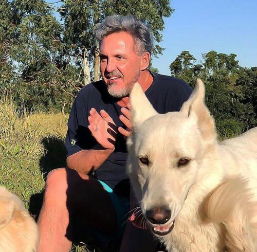 e8bee189-3818-45fa-908a-14d60218ad9a