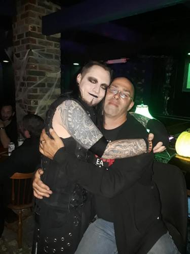 72693222_10206289280466842_8552856500110884864_n_10206289280426841