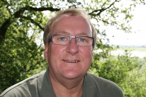 17:47:37 GMT+0100 (WAT)