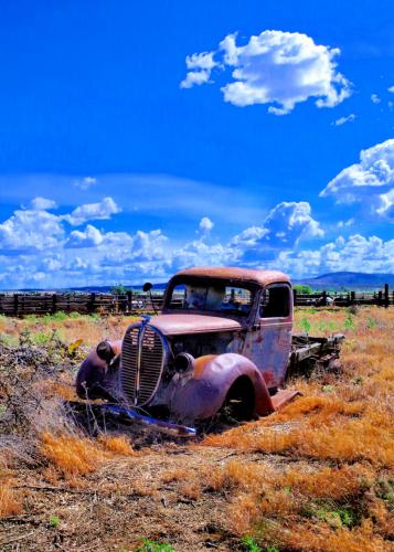 Old Truck in Vale R