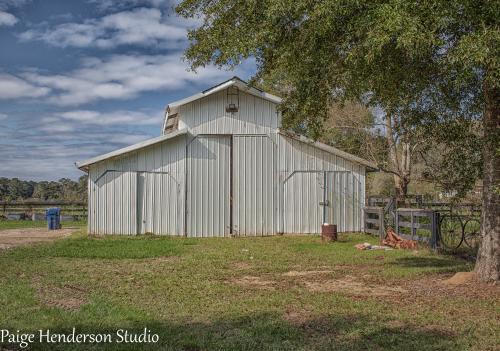 Paige-Henderson-Studio-barn-