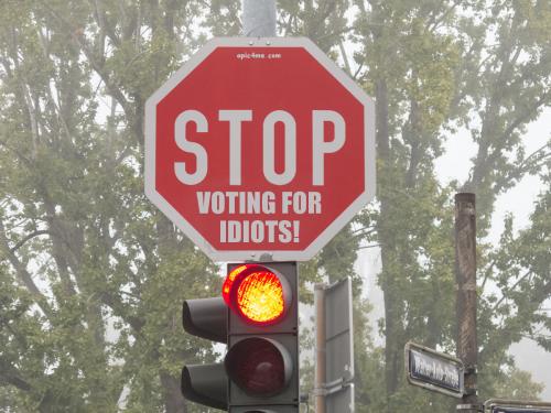 stop-voting-4-idiots-foto