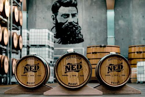 08:27:16 GMT+1100 (AEDT)