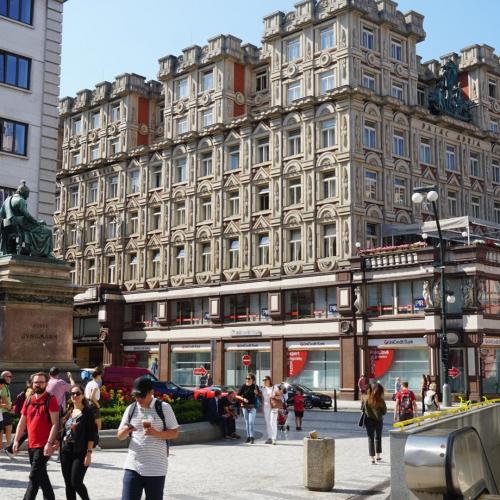 23:27:00 GMT+0100 (WAT)