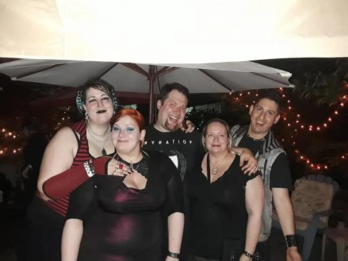 38421296_10204740901718341_5291695507364642816_n_10204740901678340