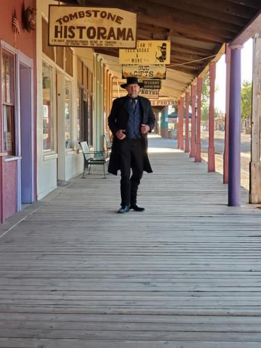 122134796_1333767343628923_5249661559726872325_n