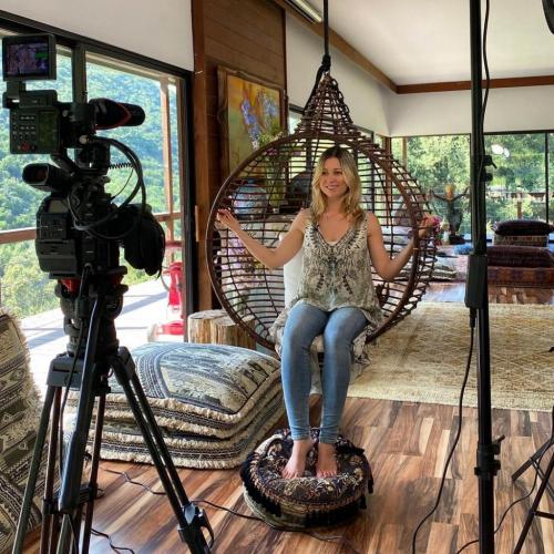 13:37:37 GMT+0100 (WAT)