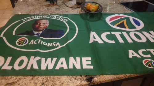 18:32:43 GMT+0200 (SAST)