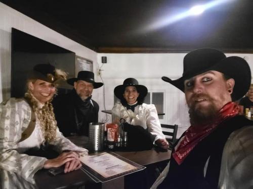 121786765_3980795941948454_6913750134060595345_n