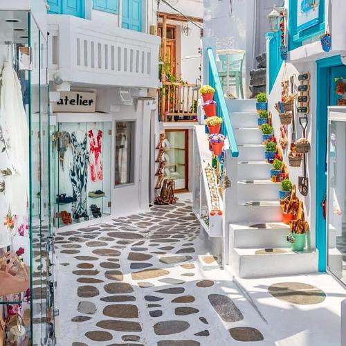 07:48:00 GMT+0100 (WAT)