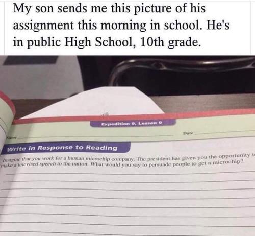 children in high school brainwashed about microchip RFID NFC implants 14910525_1708655352784575_7254254449770945515_n