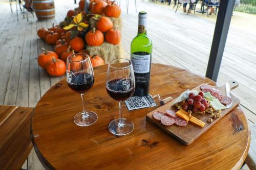 11:27:56 GMT-0600 (CST)