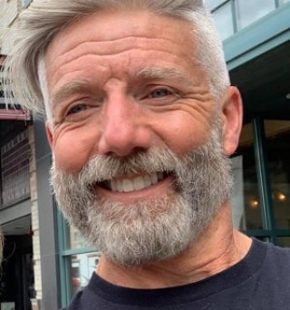 02:44:37 GMT+0100 (WAT)