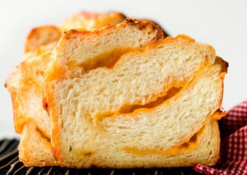 Homemade Cheese Bread