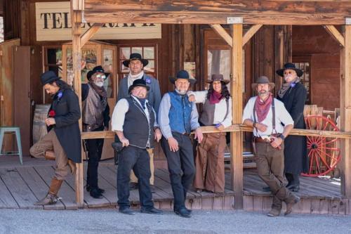 17:22:59 GMT-0800 (PST)