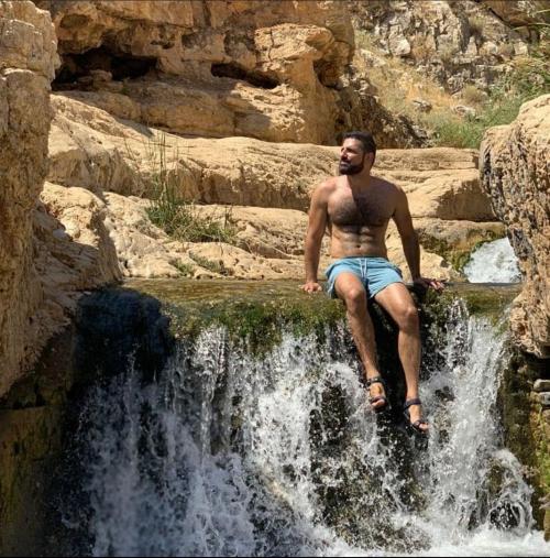 03:48:22 GMT+0100 (WAT)