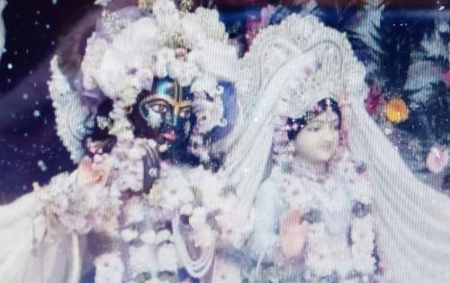 00:32:04 GMT-0500 (EST)